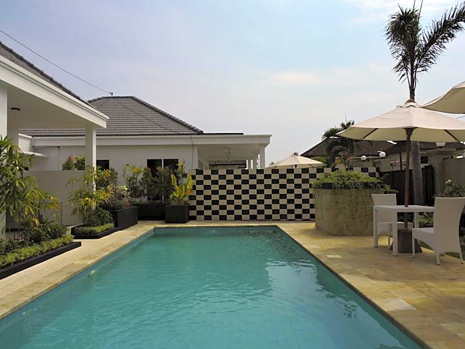 Kartika Villas