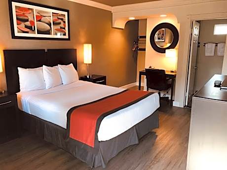 Queen Room
