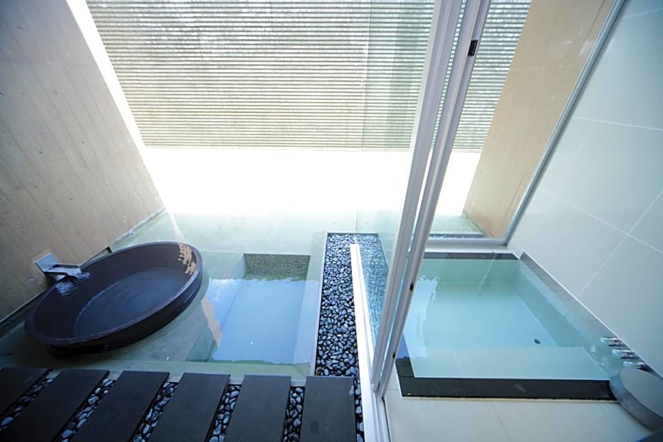 Four Seasons Yuzawa Quattro Hotel