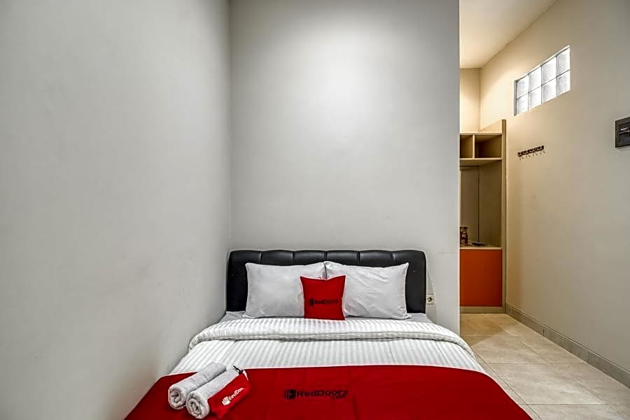 RedDoorz near Affandi Gejayan 2