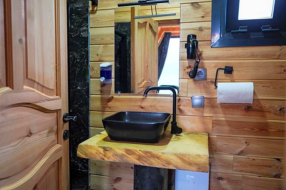 Cemilyano Bungalov Restaurant