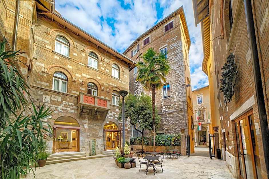 Rosetta Hotel Perugia Tapestry Collection By Hilton