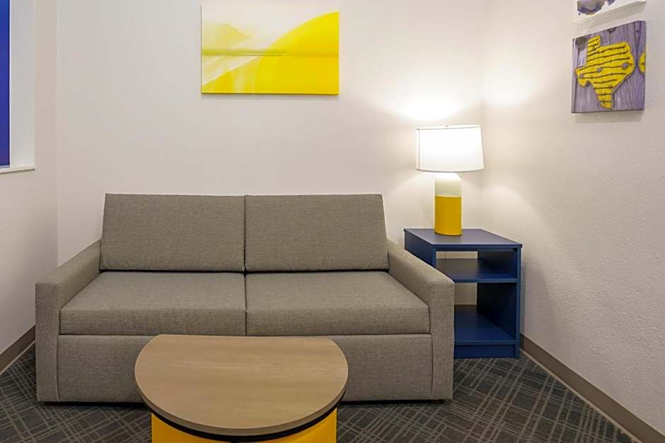 Comfort Suites University Drive
