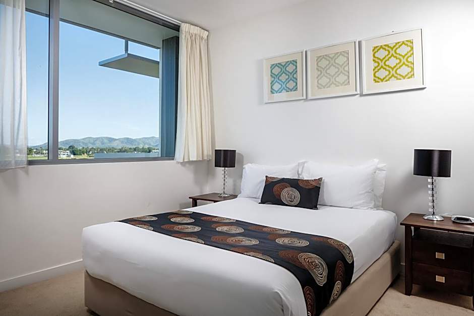 Central Islington Apartments