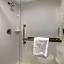 Hampton Inn & Suites Bakersfield Central