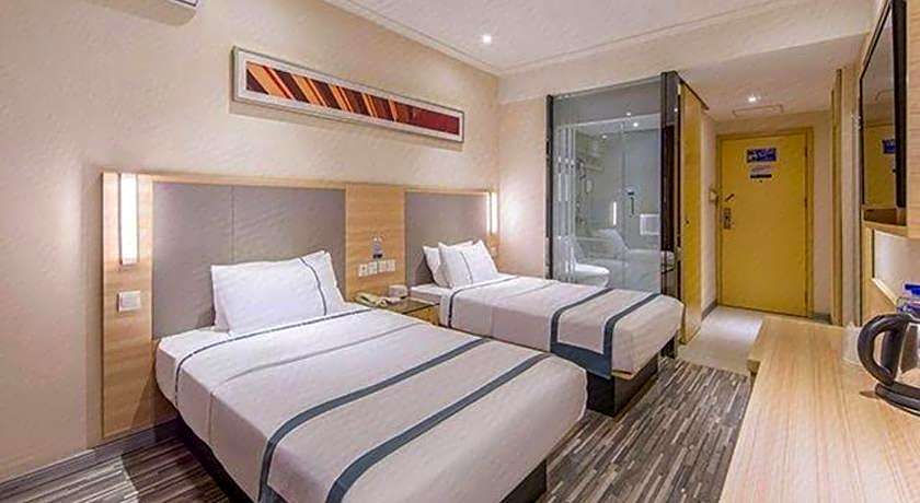 City Comfort Inn Wuzhou Bus Station