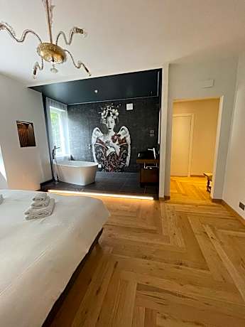 Deluxe Junior Suite
