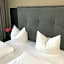 ROSS Hotel