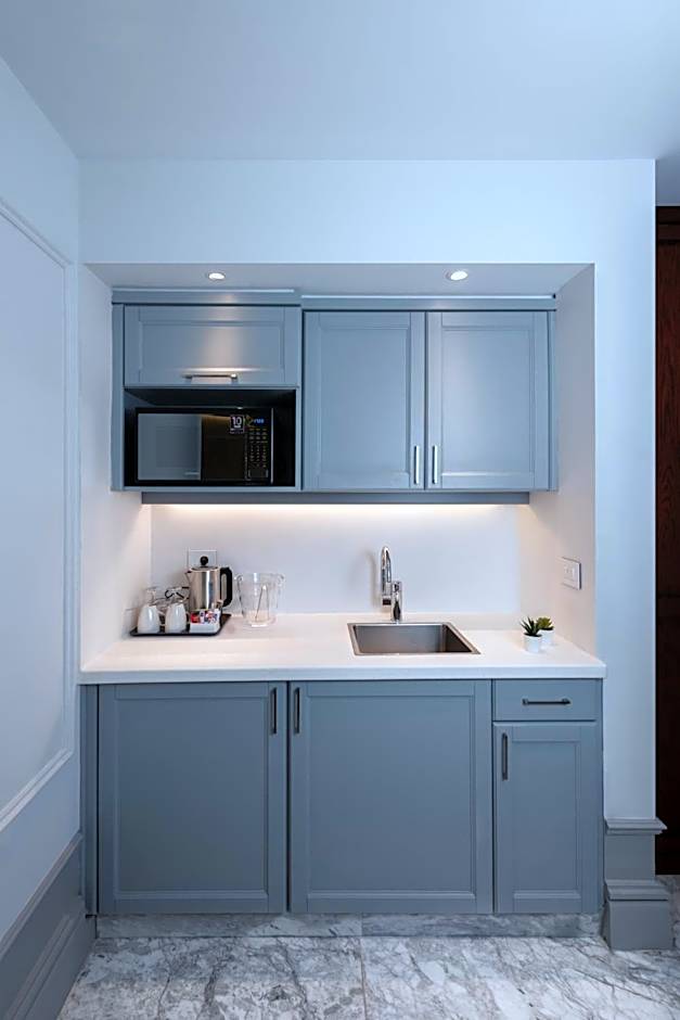 Maran Residence