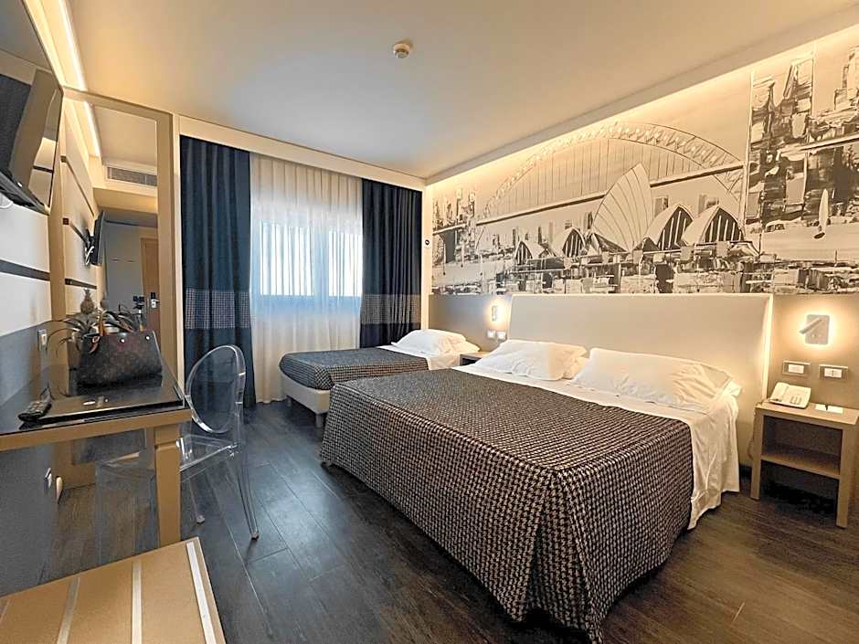 The Sydney Hotel