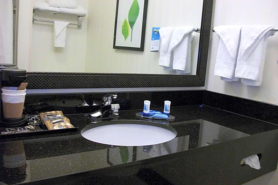 Fairfield Inn & Suites by Marriott Seymour