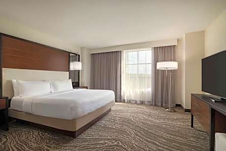 Hospitality King Suite - Non-Smoking