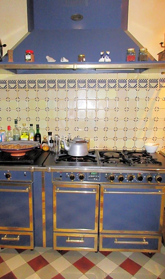 Le Manoir sur la Roche, 74, impasse du manoir, 71520 Navour sur Grosne D121