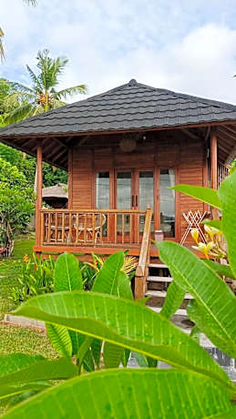 Yellow Coco Gili Gede