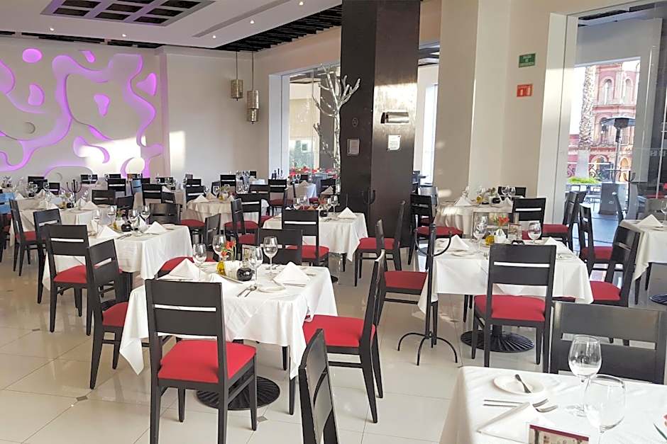 HS HOTSSON Hotel Leon