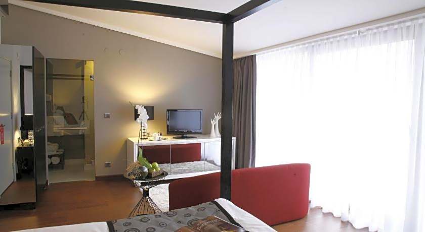 Hotel Samm Bistro Spa