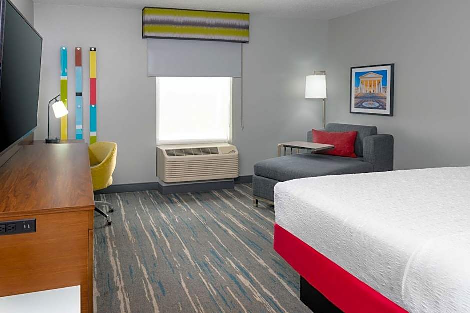 Hampton Inn By Hilton Richmond-Colonial Heights