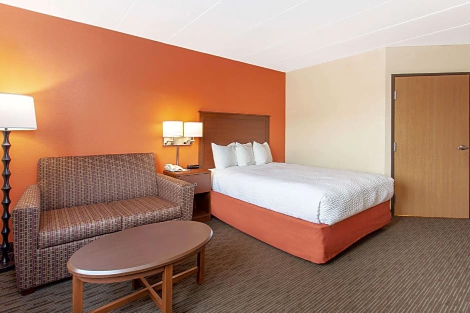 AmericInn by Wyndham Calumet
