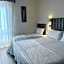 Hotel Soraya - Spiaggia Sawasdee with Beach, Restaurant & Parking
