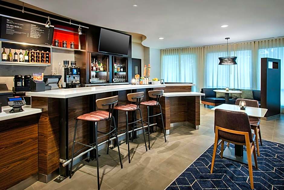 Courtyard by Marriott Paramus