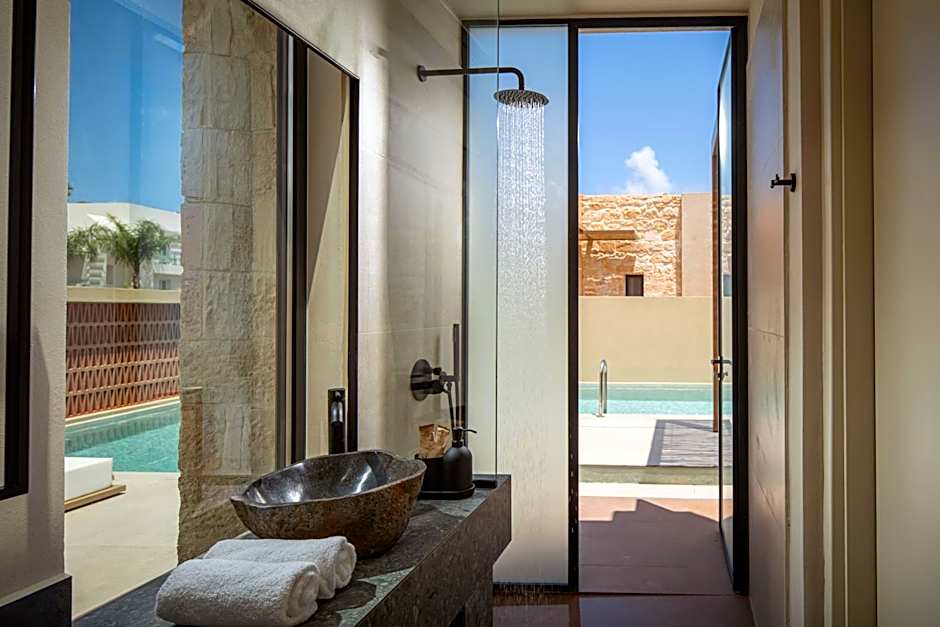 Socrates Hotel & Villas Malia Beach