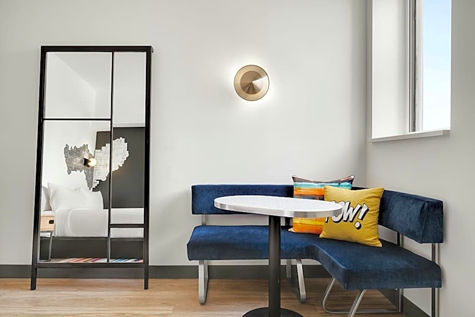 Aloft Indianapolis Downtown