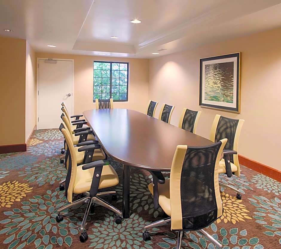 Staybridge Suites Fayetteville By IHG