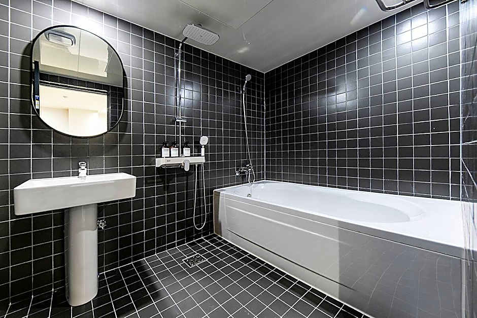 Hotel Yaja Masan Odong Branch