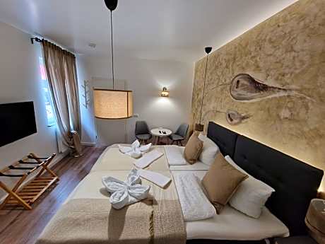 Comfort Triple Room