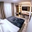 8room hotel