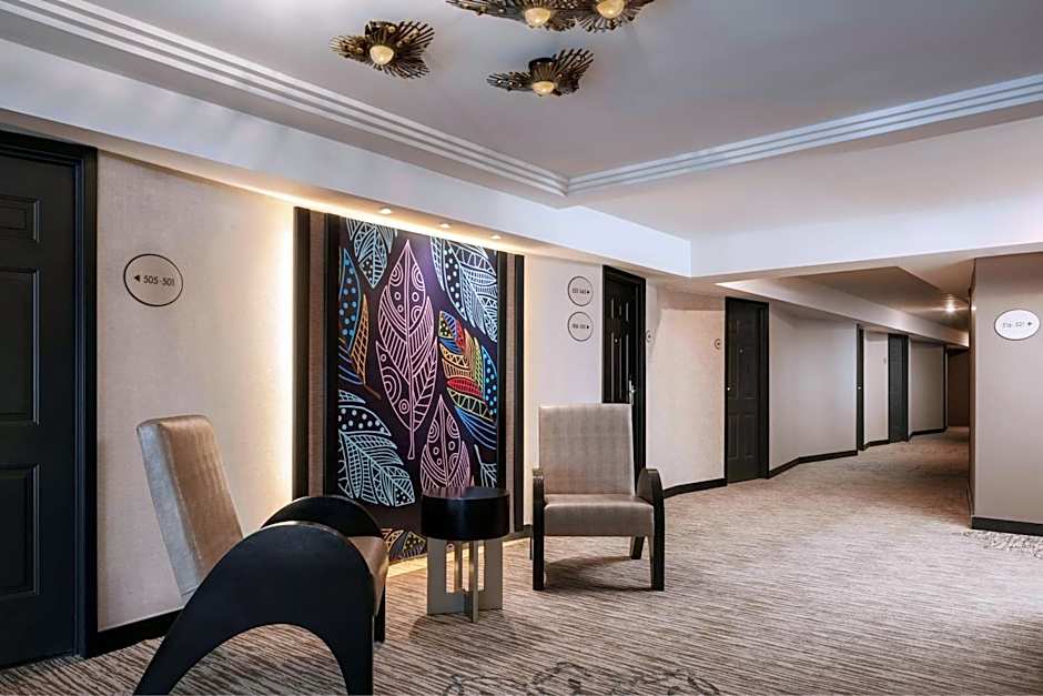 Renaissance Panama City Hotel
