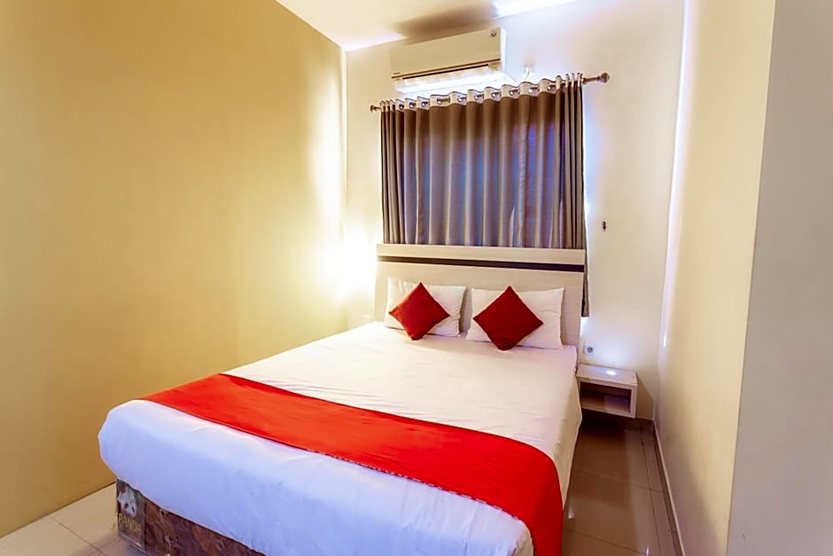 Pratisarawirya Guesthouse by ecommerceloka