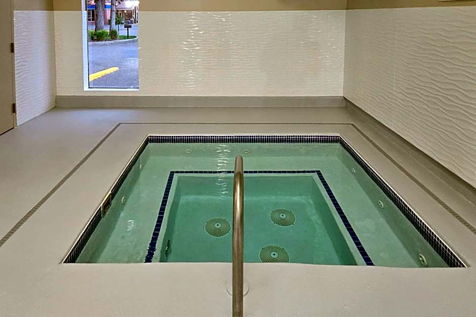 Quality Inn & Suites Coeur D'Alene