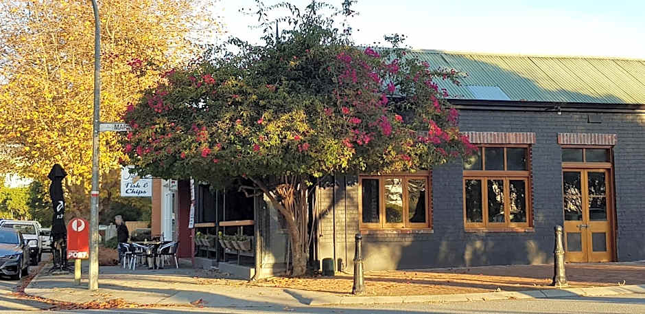 Park Avenue Holiday Units