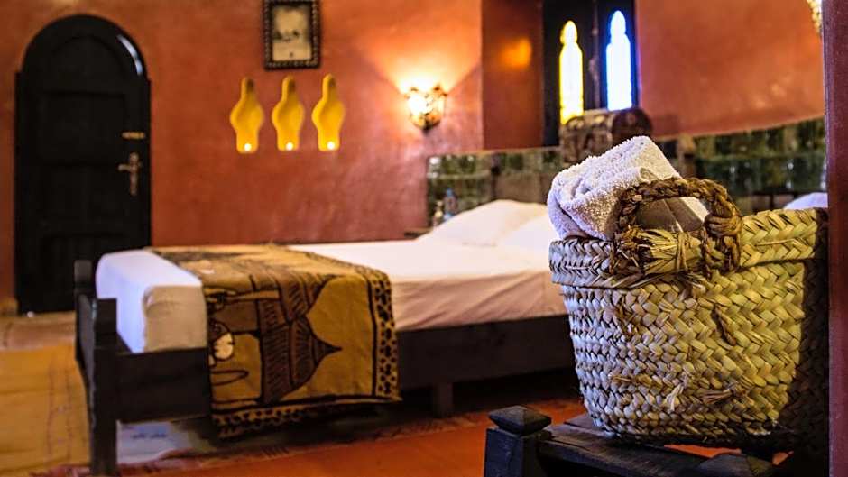 Chez Le Pacha - Authentic Sahara Hotel Mhamid