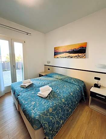 Comfort Double or Twin Room