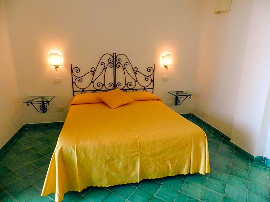 Bacio del Sole B&B Positano