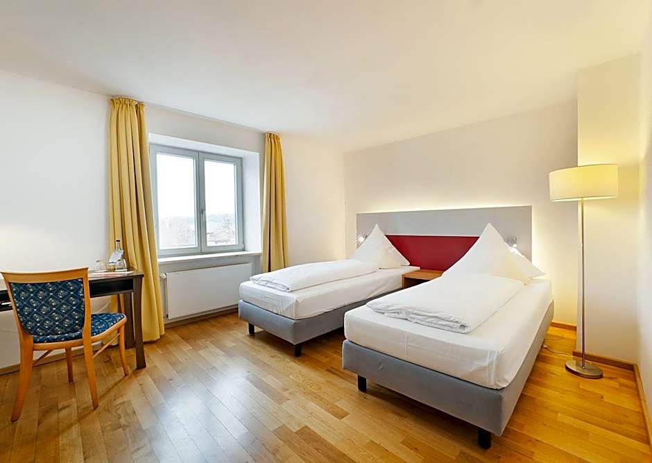 AKZENT Brauerei Hotel Hirsch