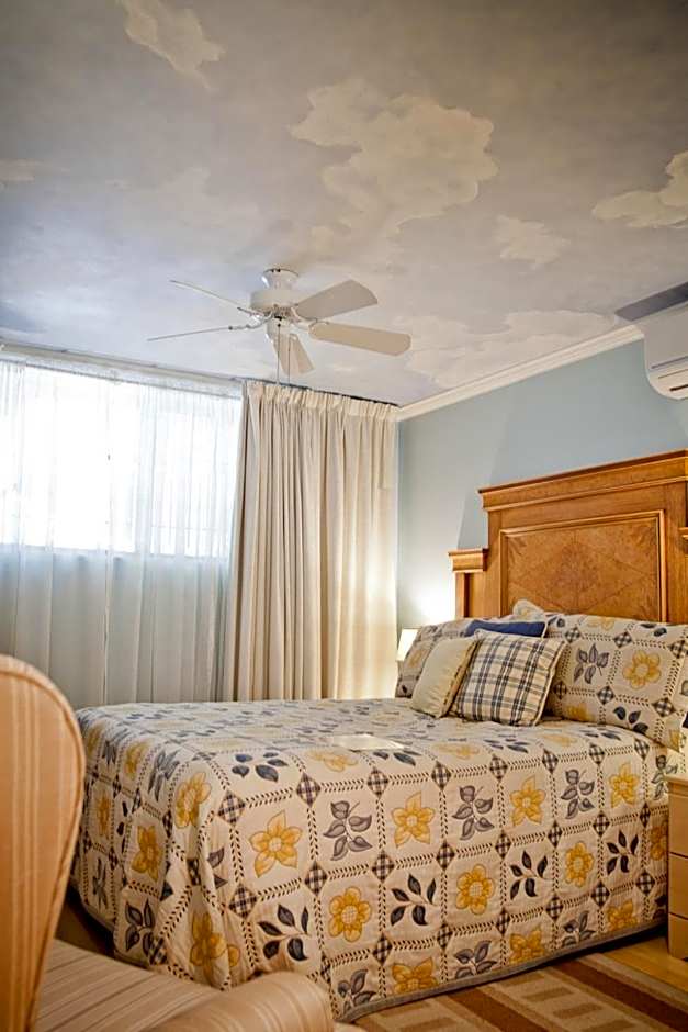 Maison Des Jardins B & B