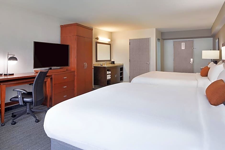 Courtyard by Marriott Los Angeles LAX/Century Boulevard
