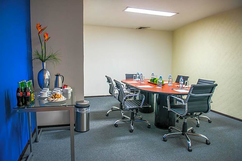 Aranzazu Plaza Kristal Aguascalientes