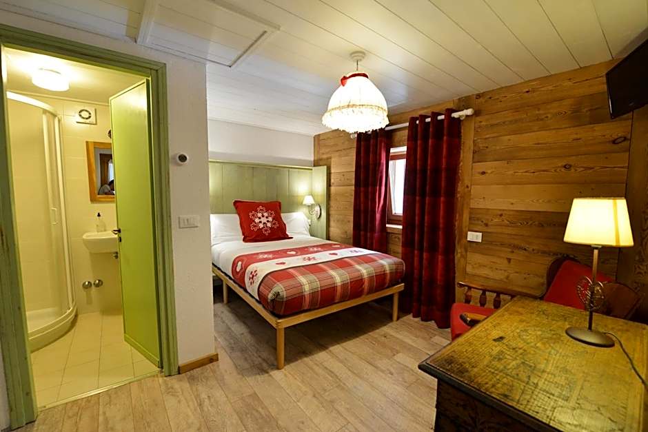 Hotel Petit Dahu - Chambres et Restaurant