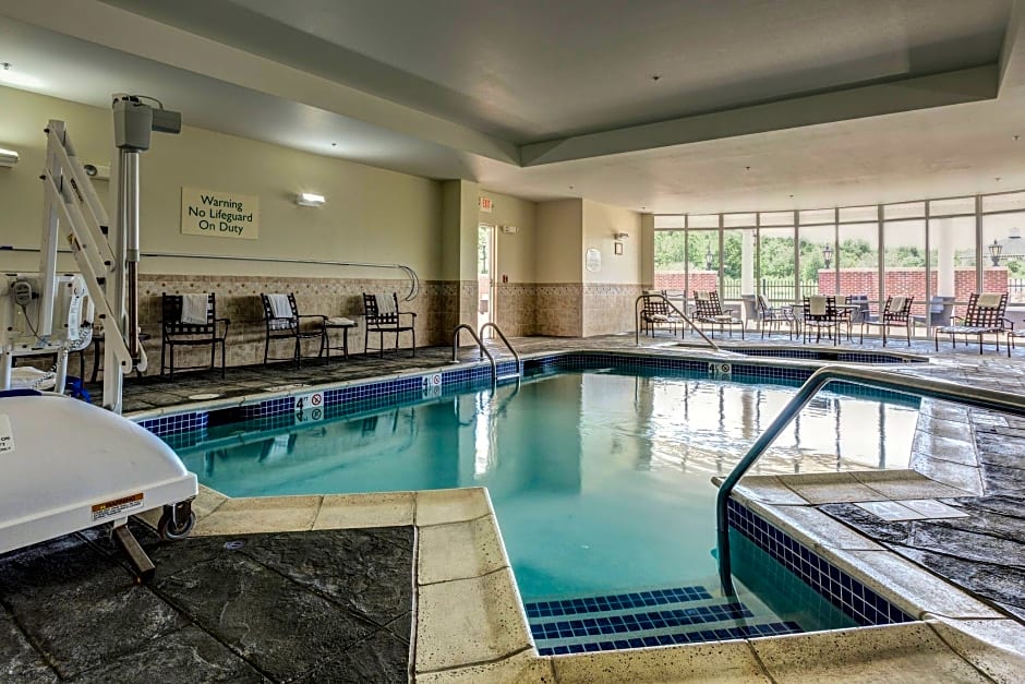 Courtyard by Marriott Hadley Amherst