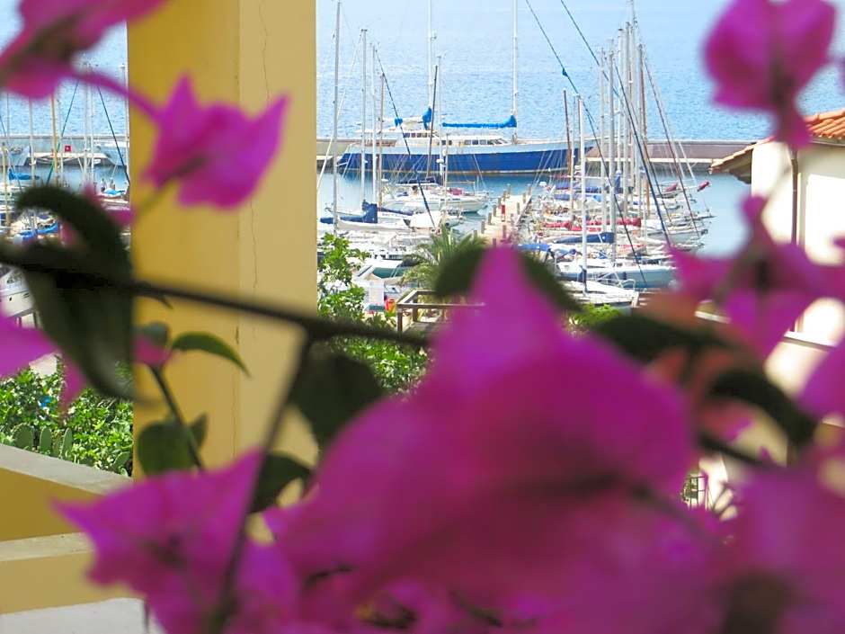 Mantraki Hotel Apartments