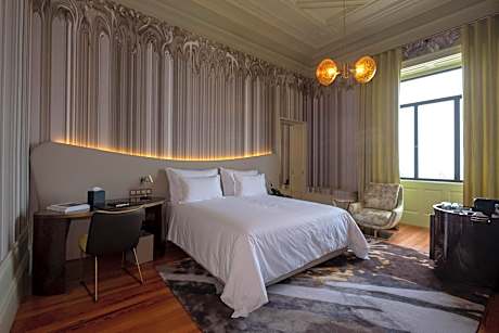 Manor House Ocean Front Room