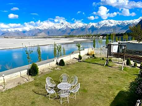 Indus View Hotel