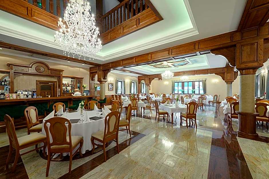 Hotel Pałac Poledno