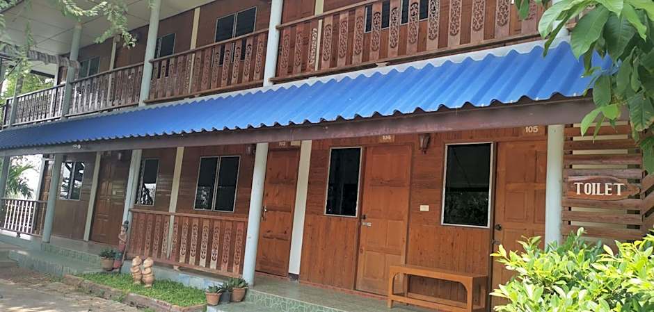 T & T Hostel Kanchanaburi