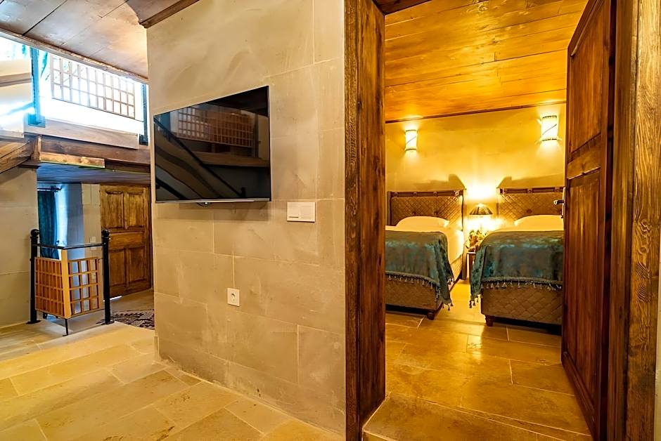 Atilla's Cave Hotel