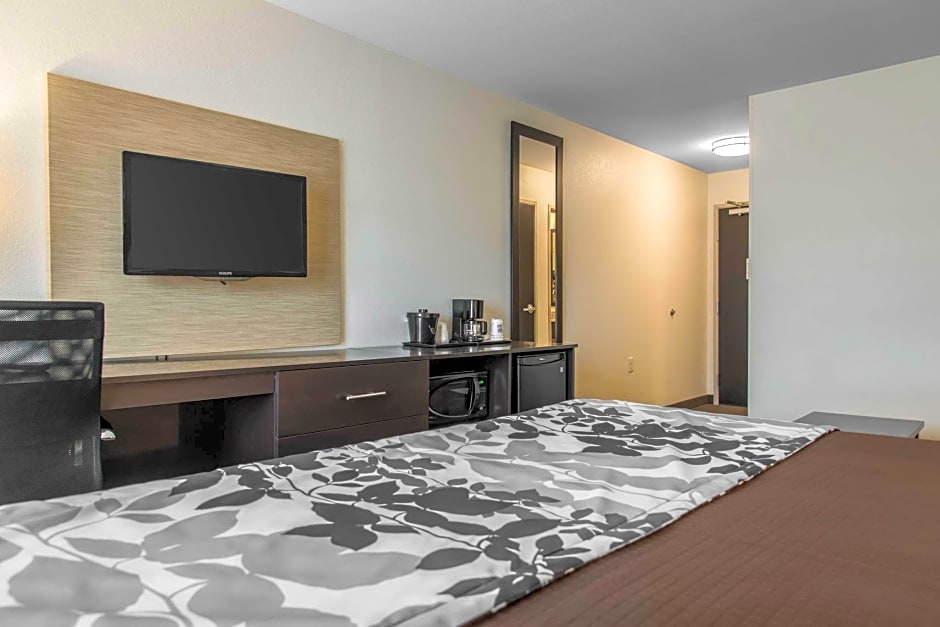 Sleep Inn & Suites Marshall - University Area